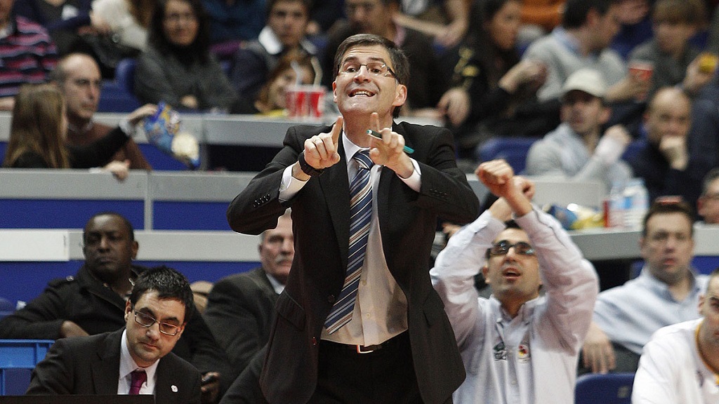 Roberto González, nuevo entrenador del Clínica Sur-Aspasia